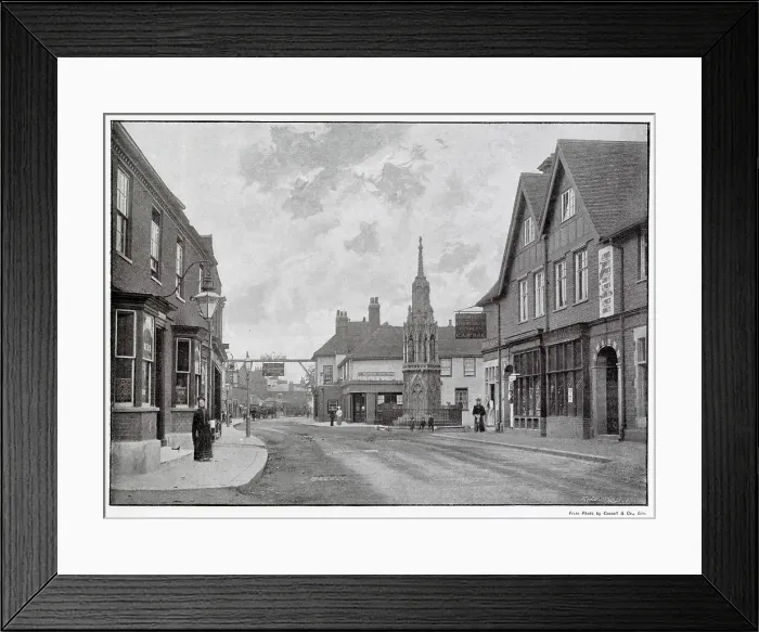 Framed Print : Waltham Cross in Broxbourne, Hertfordshire. The Eleanor Cross was erected by Edward I to mark the spot where a halt was made when the body of Eleanor of Castile was being conveyed from Nottinghamshire to Westminster. Date: 1901 Framed Print : Waltham Cross in Broxbourne, Hertfordshire. The Eleanor Cross was erected by Edward I to mark the spot where a halt was made when the body of Eleanor of Castile was being conveyed from Nottinghamshire to Westminster. Date: 1901