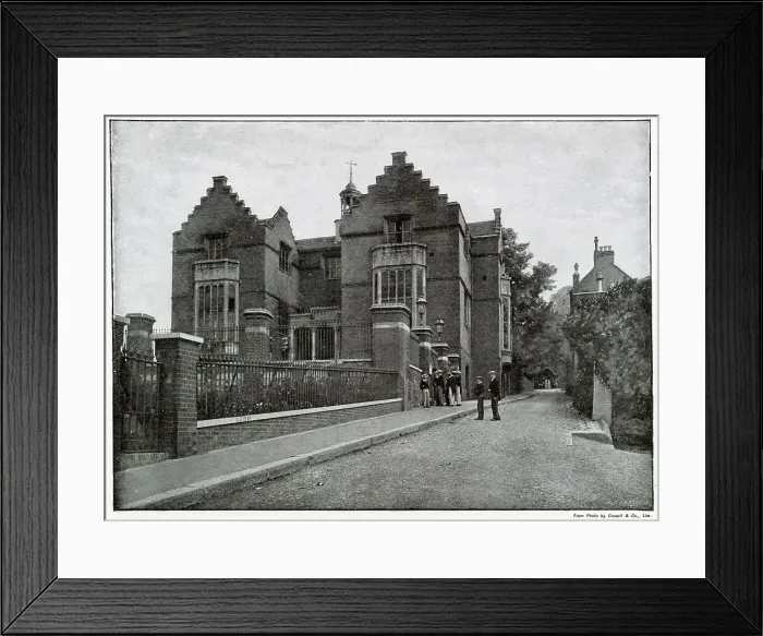Framed Print : Exterior view of Harrow School, showing boys wearing their boaters. Date: 1896 Framed Print : Exterior view of Harrow School, showing boys wearing their boaters. Date: 1896