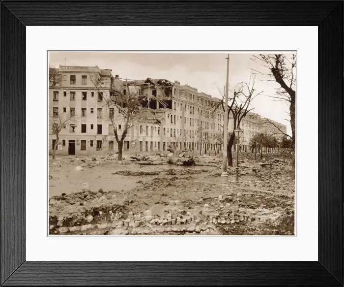 Framed Print : An avenue in the West of Madrid after bombardment by the Nationalist airforce and artillery, November 1936. A barricade made of cobbles and bricks can be seen on the right of the photograph Framed Print : An avenue in the West of Madrid after bombardment by the Nationalist airforce and artillery, November 1936. A barricade made of cobbles and bricks can be seen on the right of the photograph