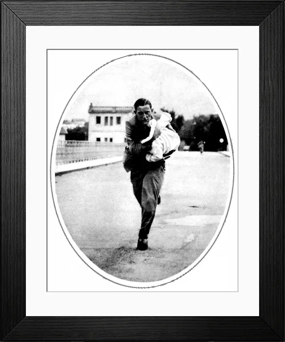 Framed Print : Journalist saving a child in Irun; Spanish Civil War, 1936 Framed Print : Journalist saving a child in Irun; Spanish Civil War, 1936