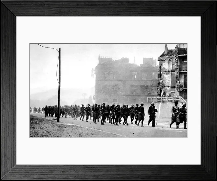 Framed Print : Nationalist Troops entering Irun; Spanish Civil War, 1936 Framed Print : Nationalist Troops entering Irun; Spanish Civil War, 1936