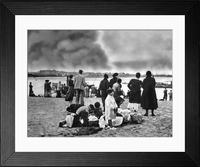 Framed Print : The Burning of Irun; Spanish Civil War, 1936 Framed Print : The Burning of Irun; Spanish Civil War, 1936