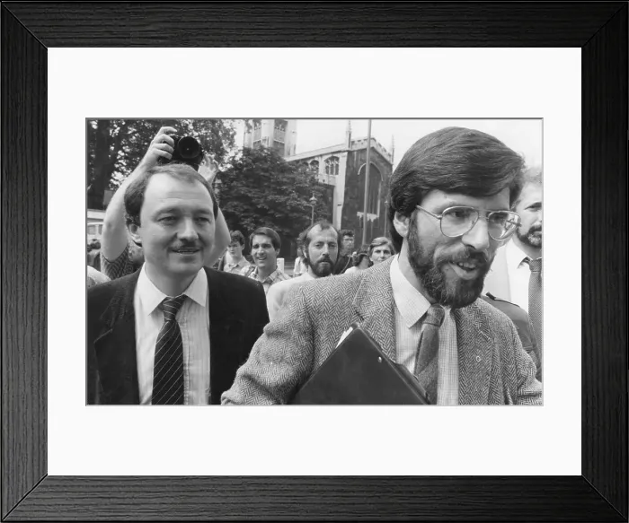 Framed Print : Gerry Adams and Ken Livingstone in London Framed Print : Gerry Adams and Ken Livingstone in London