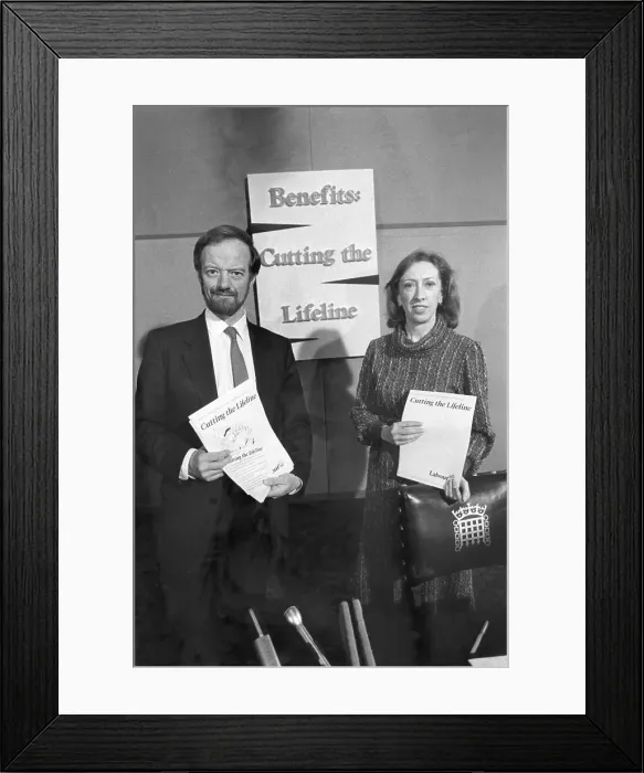 Framed Print : Robin Cook and Margaret Beckett, Labour politicians Framed Print : Robin Cook and Margaret Beckett, Labour politicians