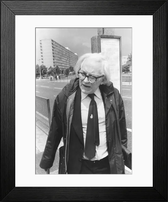 Framed Print : Michael Foot, Labour politician and writer Framed Print : Michael Foot, Labour politician and writer