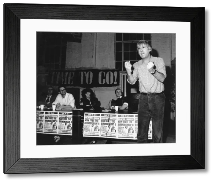 Framed Print : Paul Foot, British investigative journalist and campaigner Framed Print : Paul Foot, British investigative journalist and campaigner