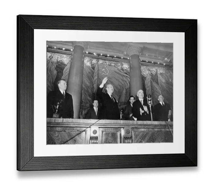 Framed Print : Harold Macmillan during a visit to Soviet Russia Framed Print : Harold Macmillan during a visit to Soviet Russia