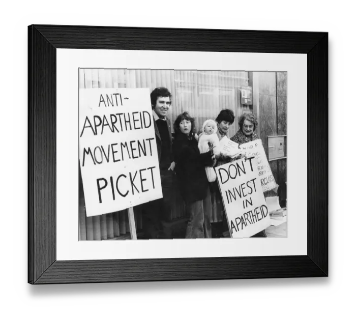 Framed Print : Peter Hain, Labour politician, campaigning outside a bank Framed Print : Peter Hain, Labour politician, campaigning outside a bank