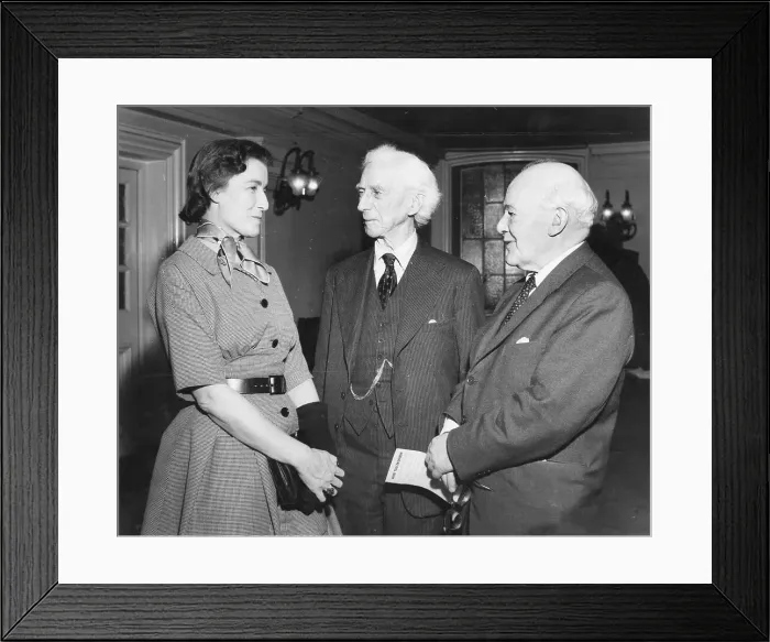 Framed Print : Jacquetta Hawkes, Bertrand Russell and Stephen King-Hall Framed Print : Jacquetta Hawkes, Bertrand Russell and Stephen King-Hall