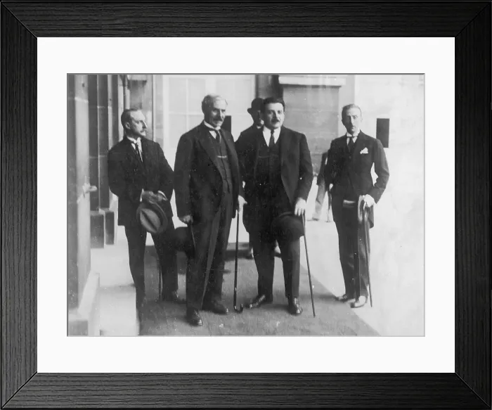 Framed Print : James Ramsay MacDonald, British Labour politician Framed Print : James Ramsay MacDonald, British Labour politician