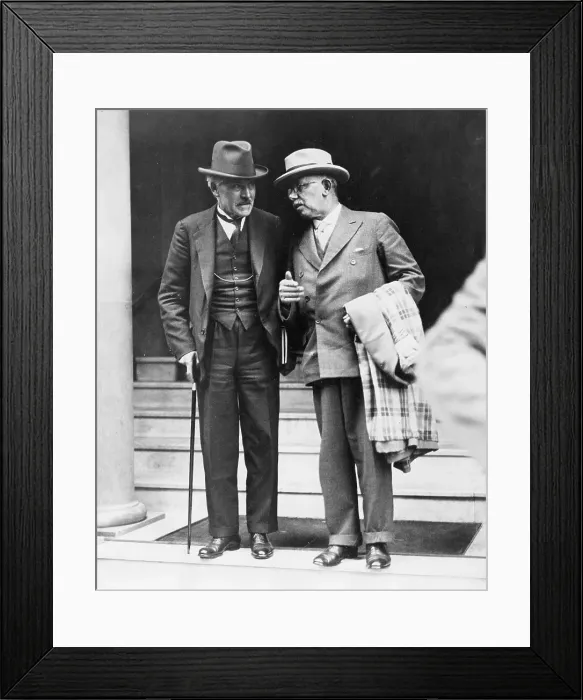 Framed Print : James Ramsay Macdonald, British Labour politician Framed Print : James Ramsay Macdonald, British Labour politician