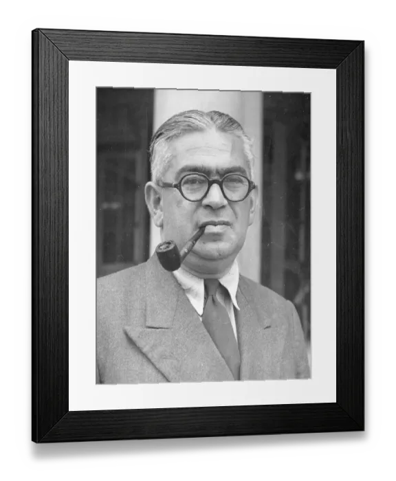 Framed Print : Ian Mikardo, British Labour politician Framed Print : Ian Mikardo, British Labour politician