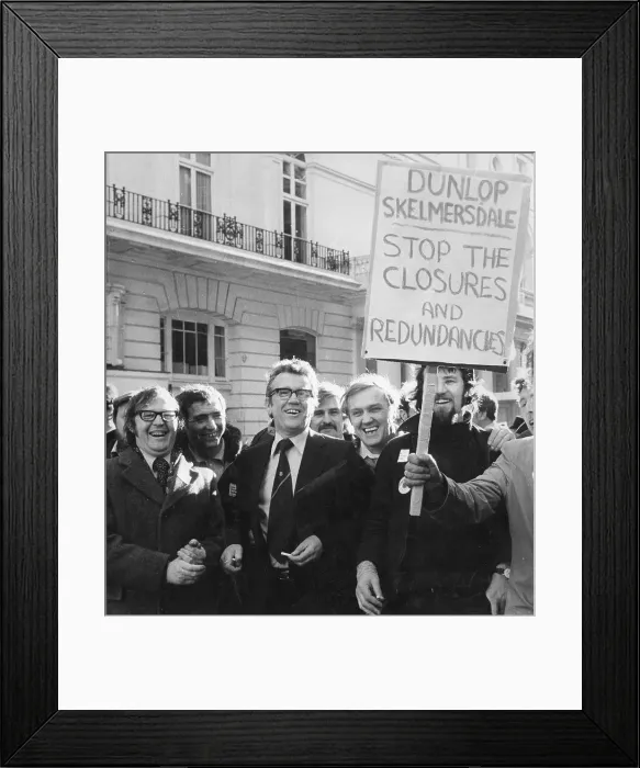 Framed Print : John Miller campaigning against Dunlop closures Framed Print : John Miller campaigning against Dunlop closures