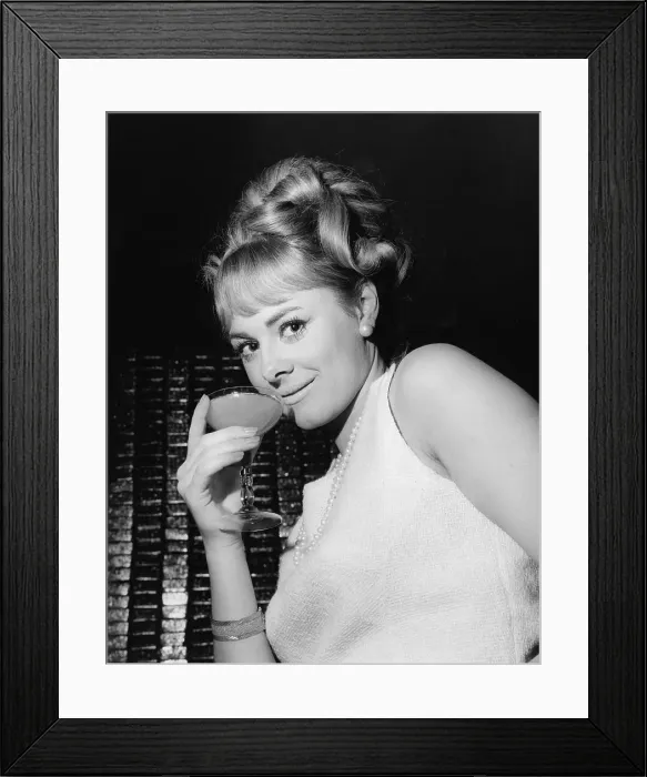 Framed Print : Ann Sidney, beauty queen and actress Framed Print : Ann Sidney, beauty queen and actress
