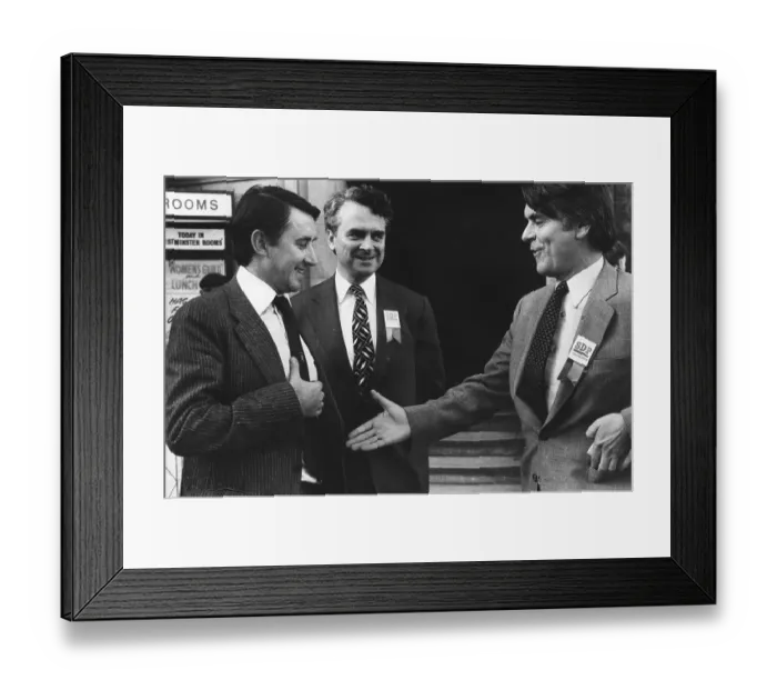 Framed Print : David Steel and David Owen, SDP colleagues Framed Print : David Steel and David Owen, SDP colleagues