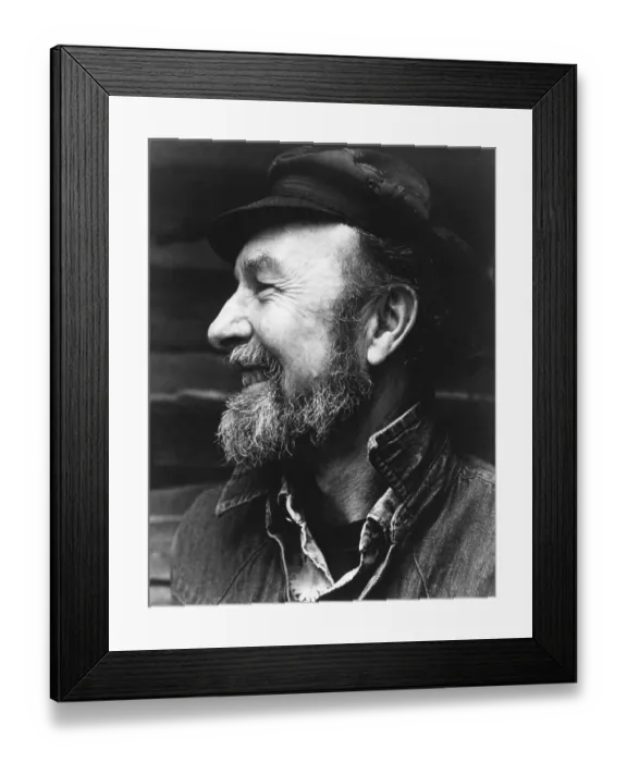 Framed Print : Pete Seeger, American folk musician and singer-songwriter Framed Print : Pete Seeger, American folk musician and singer-songwriter