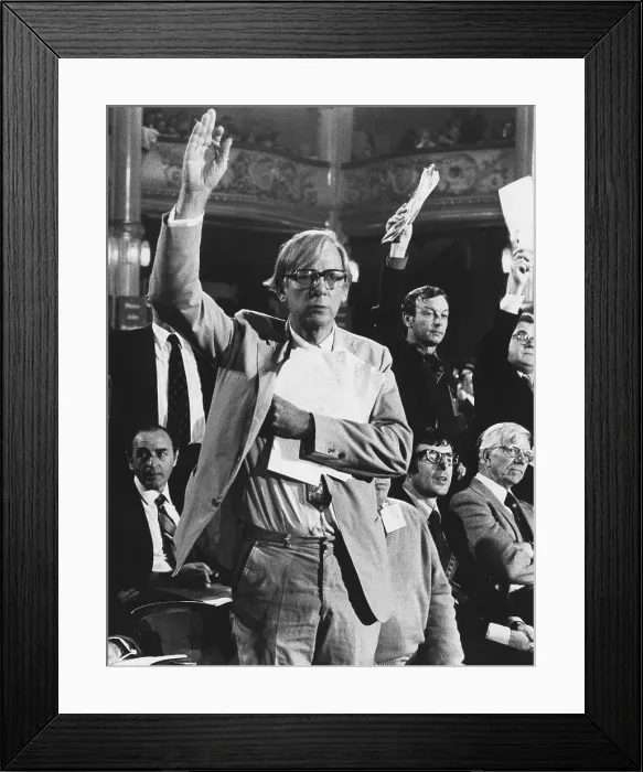 Framed Print : Peter Shore, Labour politician and government minister Framed Print : Peter Shore, Labour politician and government minister