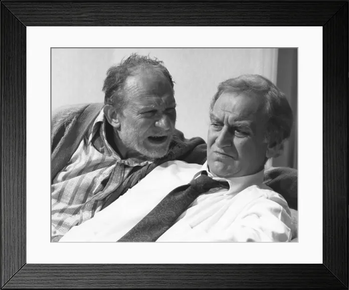 Framed Print : John Thaw, English actor of stage and screen Framed Print : John Thaw, English actor of stage and screen