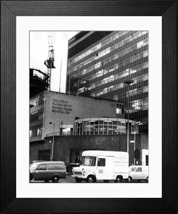 Framed Print : Daily Mirror Building Framed Print : Daily Mirror Building