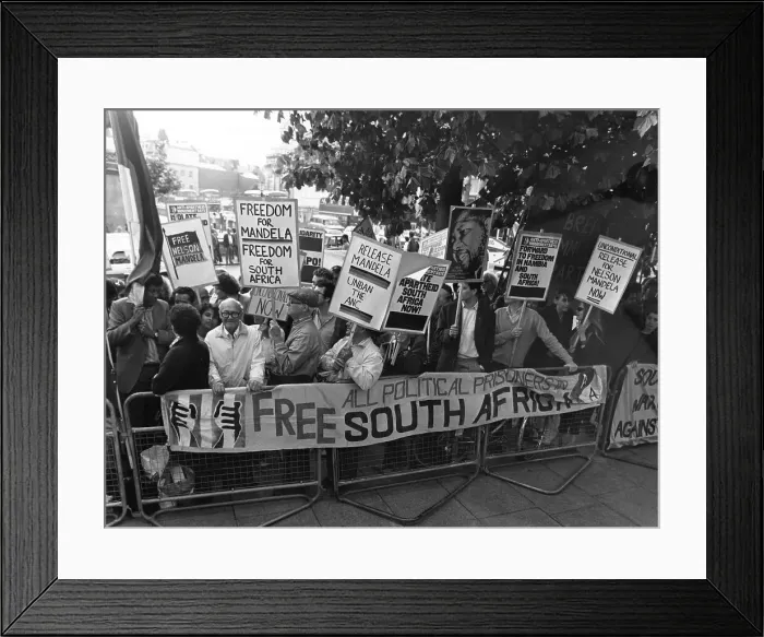Framed Print : Anti-apartheid demonstrators Framed Print : Anti-apartheid demonstrators