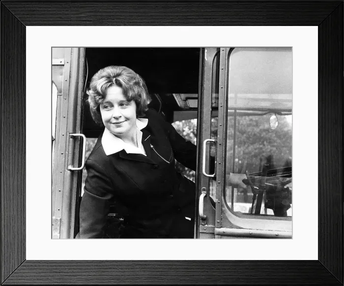 Framed Print : Jill Viner, First female London Bus driver Framed Print : Jill Viner, First female London Bus driver