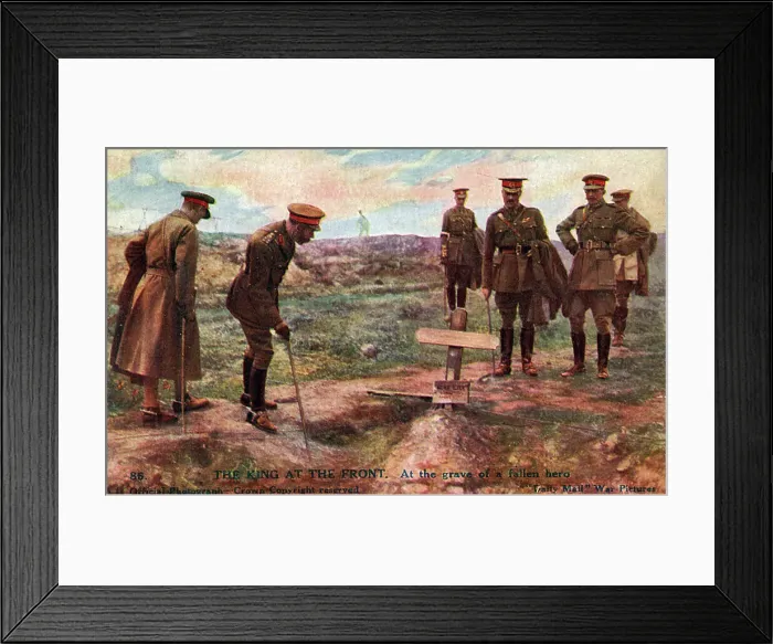 Framed Print : George V at the front, visiting war grave, WW1 Framed Print : George V at the front, visiting war grave, WW1