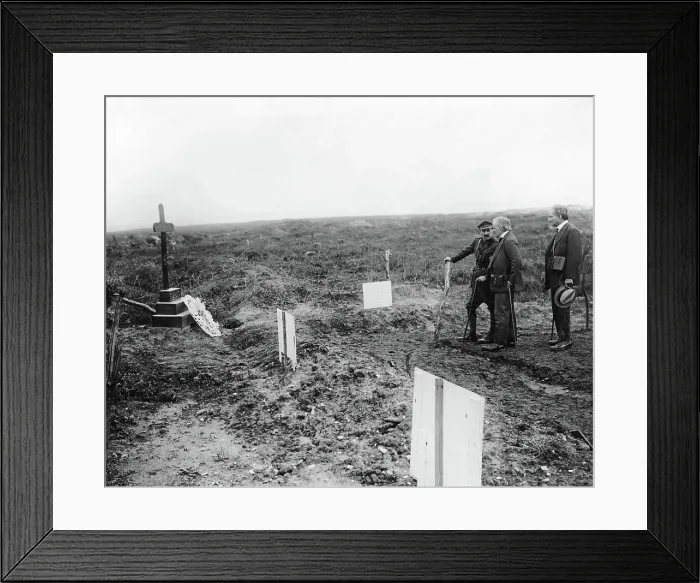 Framed Print : Lloyd George and Lord Reading, Western Front, WW1 Framed Print : Lloyd George and Lord Reading, Western Front, WW1