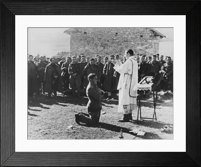 Framed Print : Spanish Civil War (1936-1939). Military mass Framed Print : Spanish Civil War (1936-1939). Military mass
