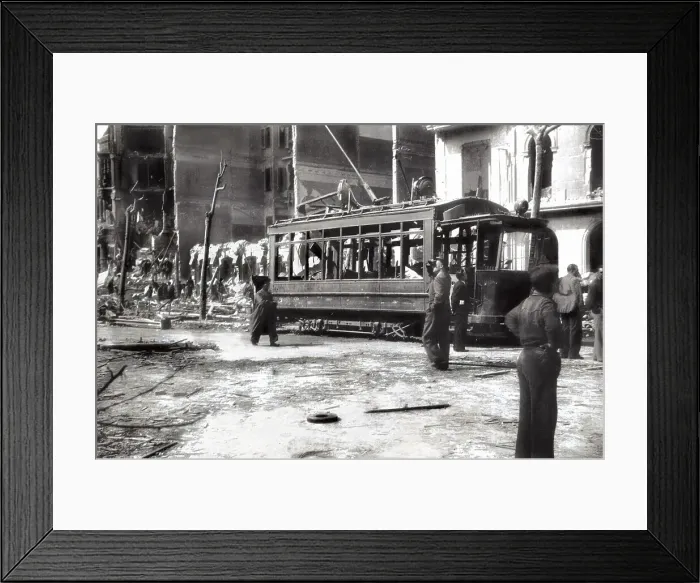 Framed Print : SPAIN. Barcelona. Spanish Civil War (1936-1939) Framed Print : SPAIN. Barcelona. Spanish Civil War (1936-1939)