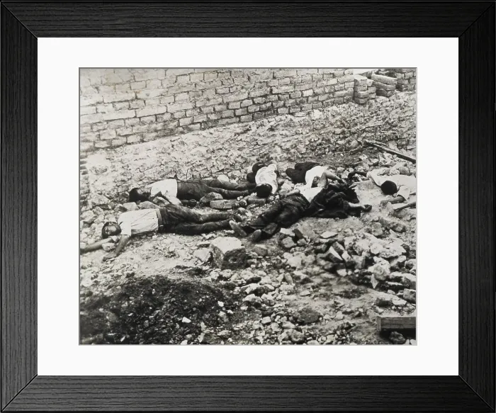 Framed Print : Spanish Civil War (1936-1939). Dead militia men Framed Print : Spanish Civil War (1936-1939). Dead militia men
