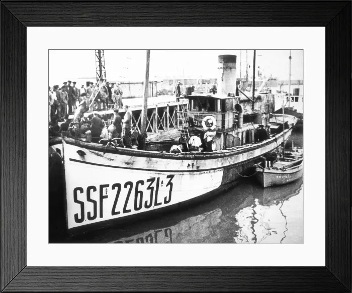 Framed Print : SPAIN. Pasajes de San Juan. Spanish Civil War Framed Print : SPAIN. Pasajes de San Juan. Spanish Civil War