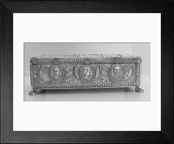 Framed Print : Trinket Box lined with velvet Framed Print : Trinket Box lined with velvet