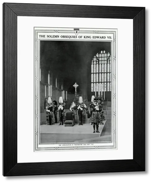 Framed Print : Edward VII lying-in-state in Westminster Hall Framed Print : Edward VII lying-in-state in Westminster Hall