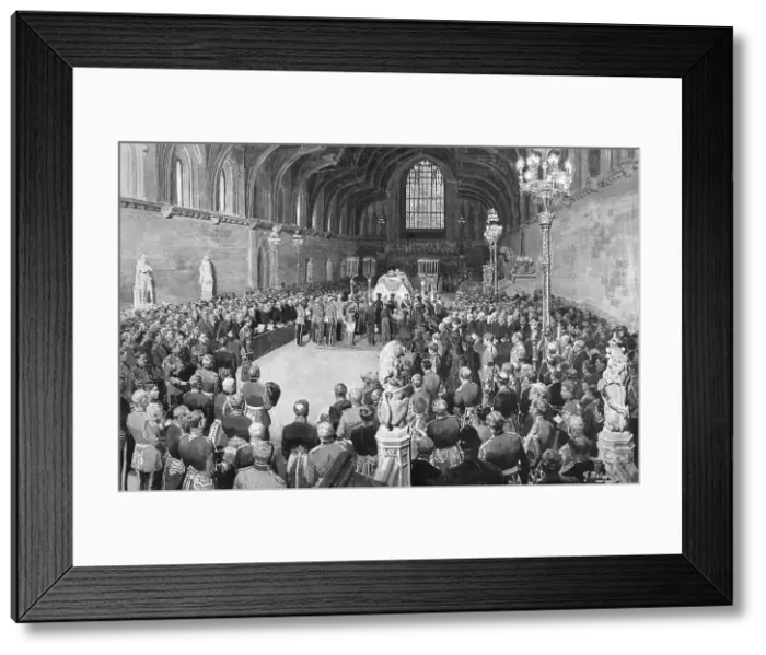 Framed Print : Edward VII lying in state, Westminster Hall, London Framed Print : Edward VII lying in state, Westminster Hall, London