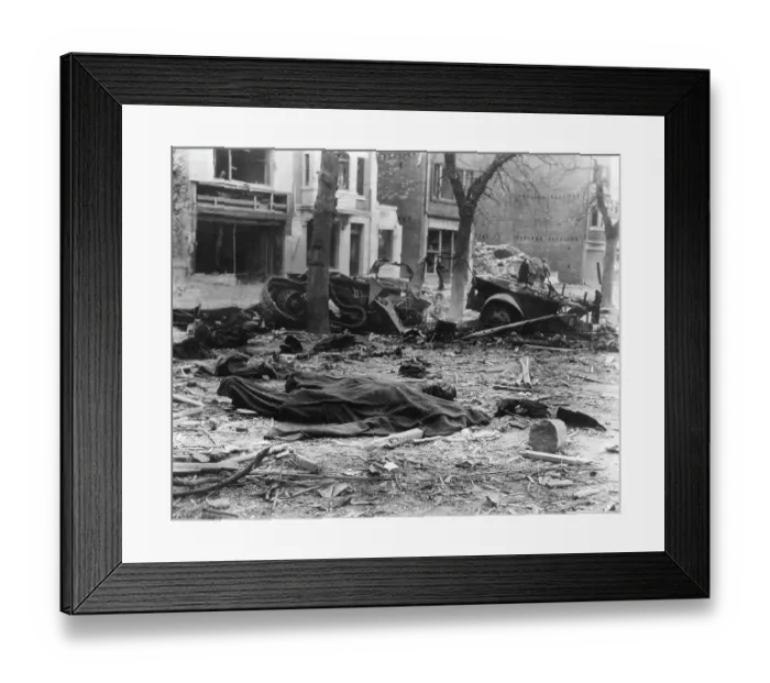 Framed Print : Bastogne, 1944 Framed Print : Bastogne, 1944