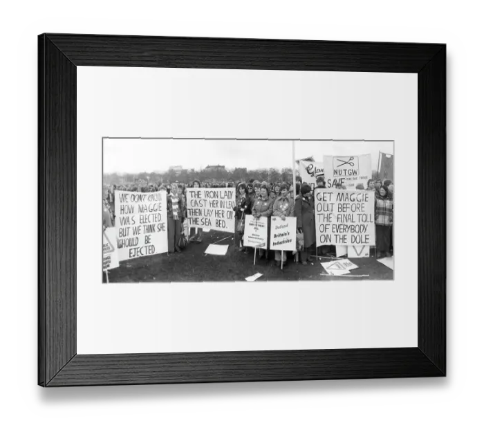 Framed Print : Members of NUTGW campaigning Framed Print : Members of NUTGW campaigning