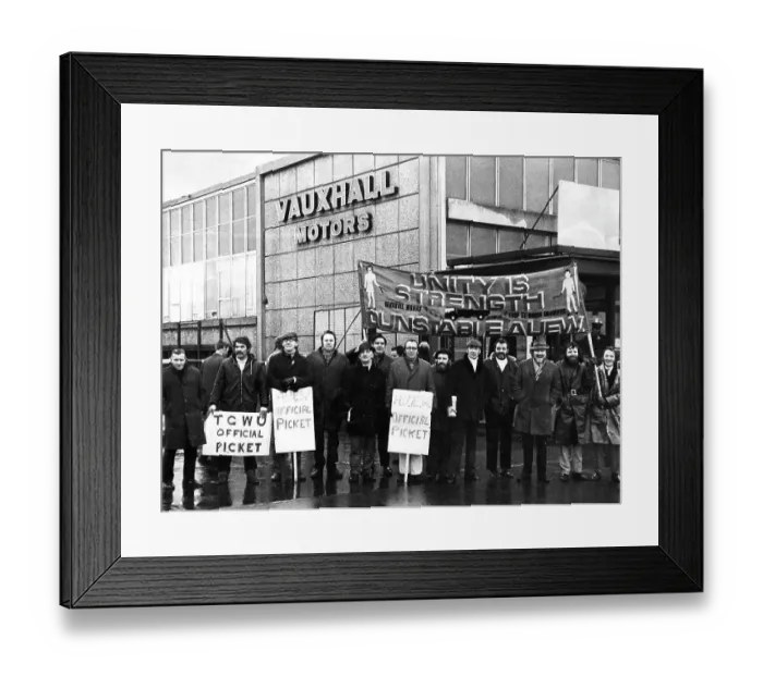 Framed Print : Official picket line outside Vauxhall Motors, Dunstable Framed Print : Official picket line outside Vauxhall Motors, Dunstable