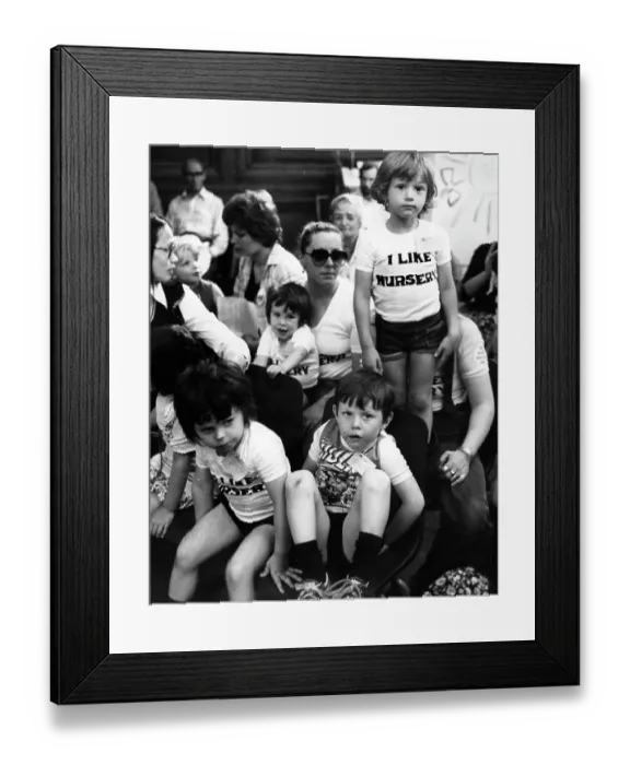 Framed Print : Children campaigning against nursery cuts Framed Print : Children campaigning against nursery cuts