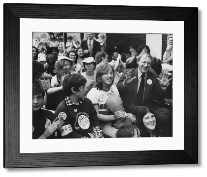 Framed Print : Children campaigning for more nursery places Framed Print : Children campaigning for more nursery places