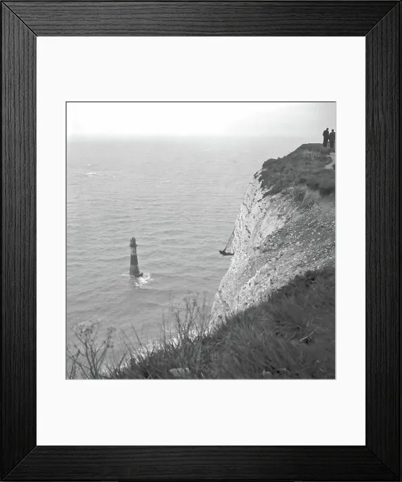 Framed Print : Beachy Head, near Eastbourne, Sussex Framed Print : Beachy Head, near Eastbourne, Sussex