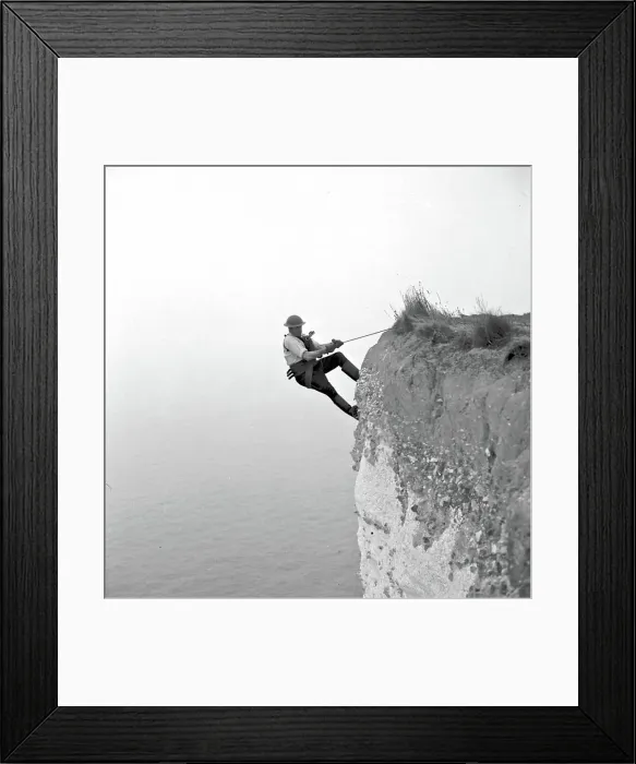 Framed Print : Beachy Head, near Eastbourne, Sussex Framed Print : Beachy Head, near Eastbourne, Sussex