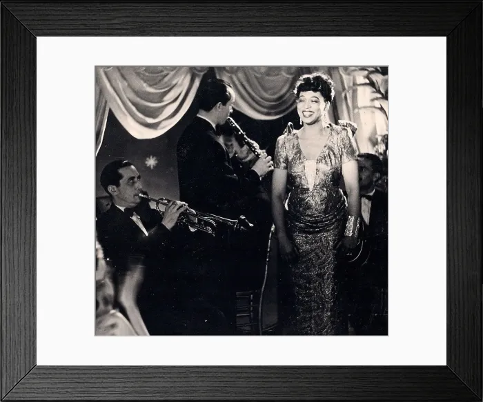 Framed Print : Elisabeth Welch as the Parisian nightclub owner Beulah Framed Print : Elisabeth Welch as the Parisian nightclub owner Beulah