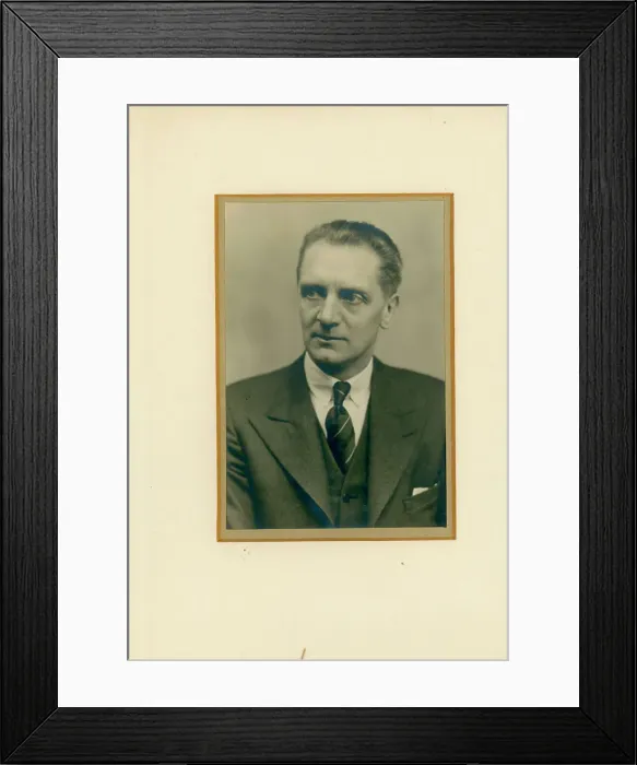 Framed Print : IAE President, 1935-36, Albert John Woodgate Hancock Framed Print : IAE President, 1935-36, Albert John Woodgate Hancock