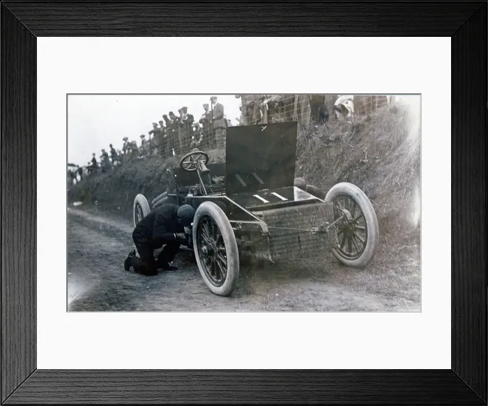 Framed Print : 4th Gordon Bennett Trophy, Alex Winton breaks down at start Framed Print : 4th Gordon Bennett Trophy, Alex Winton breaks down at start