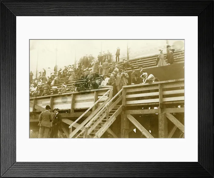 Framed Print : 4th Gordon Bennett Trophy, Earl of Dudley on viewing stand Framed Print : 4th Gordon Bennett Trophy, Earl of Dudley on viewing stand