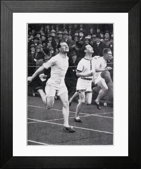 Framed Print : John Rinkel wins the 100-yards in even time (10sec) at the 1927 Varsity (Inter-University) Sports - a triumphant meeting for the Cambridge team. Date: 1927 Framed Print : John Rinkel wins the 100-yards in even time (10sec) at the 1927 Varsity (Inter-University) Sports - a triumphant meeting for the Cambridge team. Date: 1927