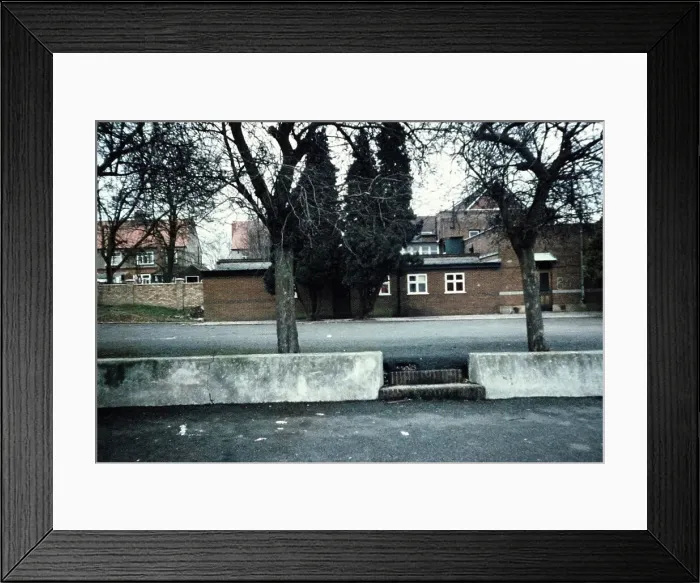 Framed Print : Photograph of Leicester Arms, Luton, Bedfordshire Framed Print : Photograph of Leicester Arms, Luton, Bedfordshire