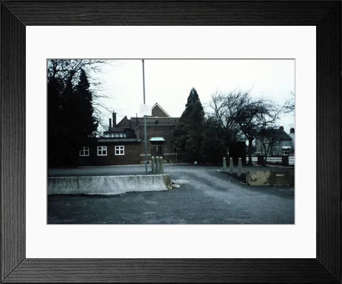 Framed Print : Photograph of Leicester Arms, Luton, Bedfordshire Framed Print : Photograph of Leicester Arms, Luton, Bedfordshire
