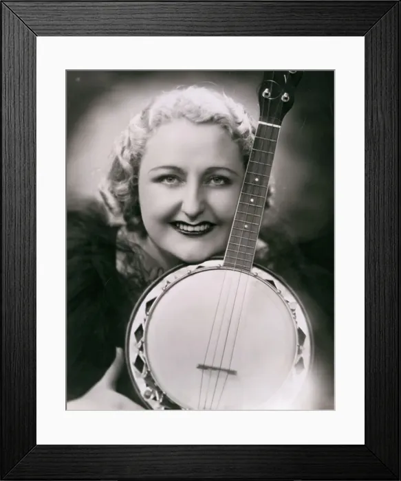Framed Print : Tessie O'Shea - Welsh entertainer, singer and actress Framed Print : Tessie O'Shea - Welsh entertainer, singer and actress