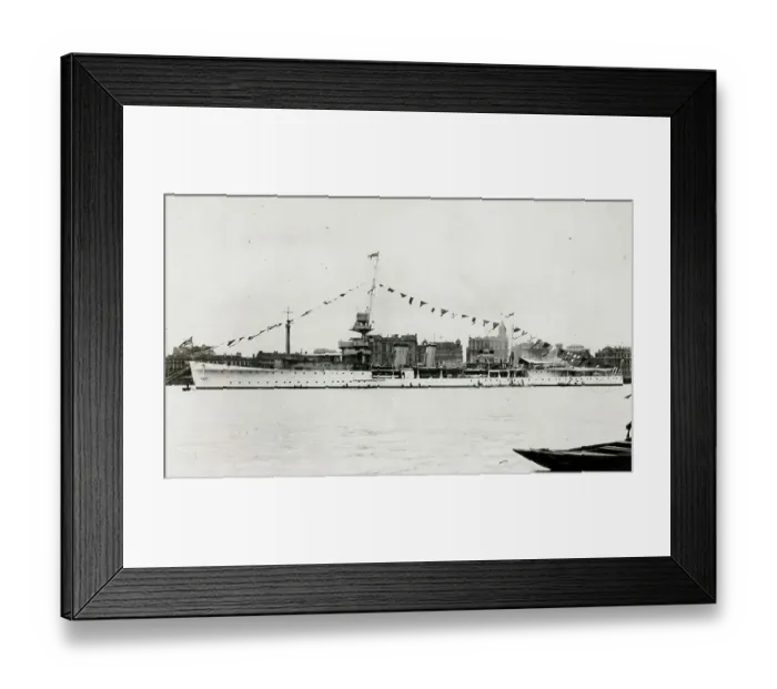 Framed Print : Navy ship HMS Carlisle at Shanghai, China, 1927 Framed Print : Navy ship HMS Carlisle at Shanghai, China, 1927